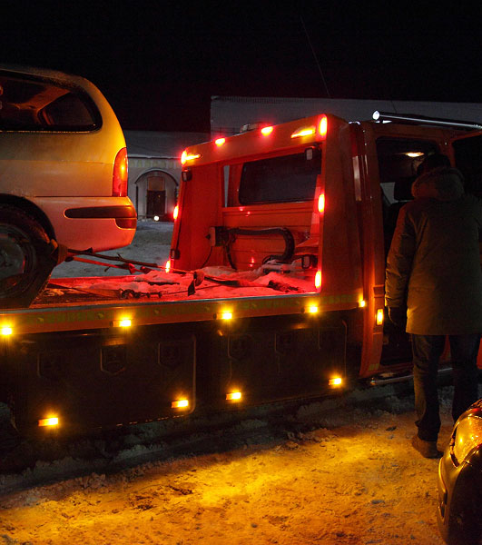 hales corners wrecker service